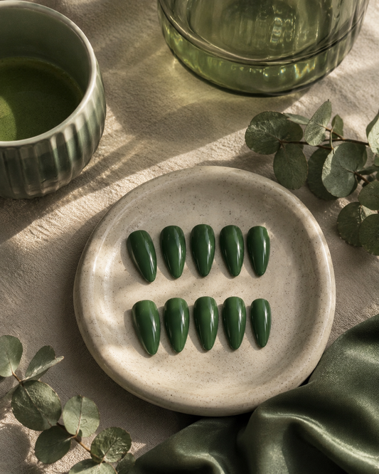 Press on nails Basilic Chic faits main réutilisables
