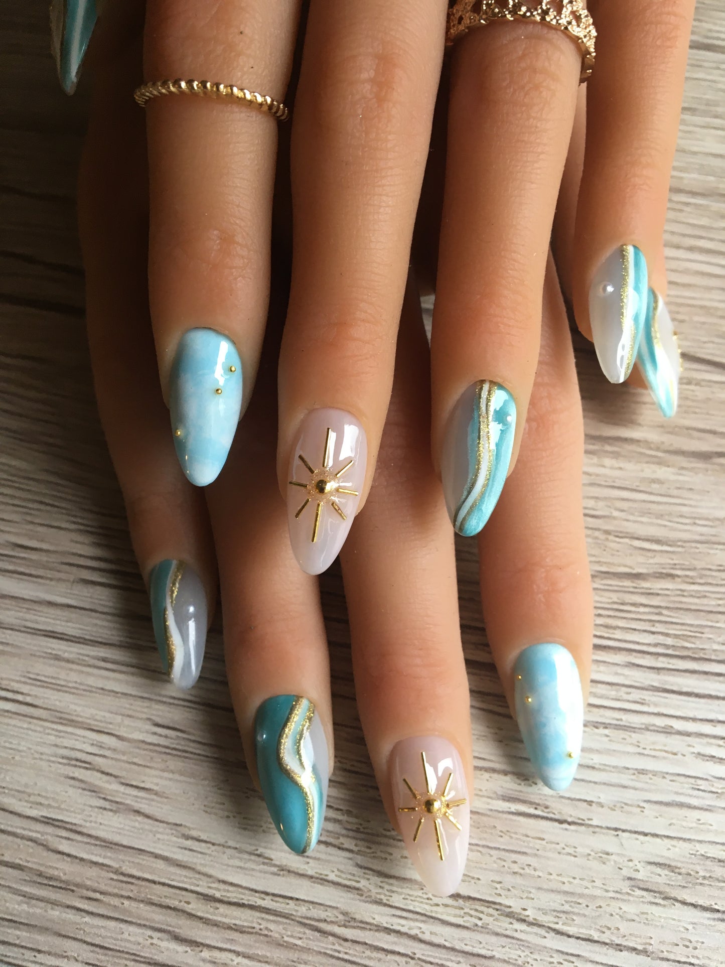 Press on nails Chic Océan faits main réutilisables - été 2026
