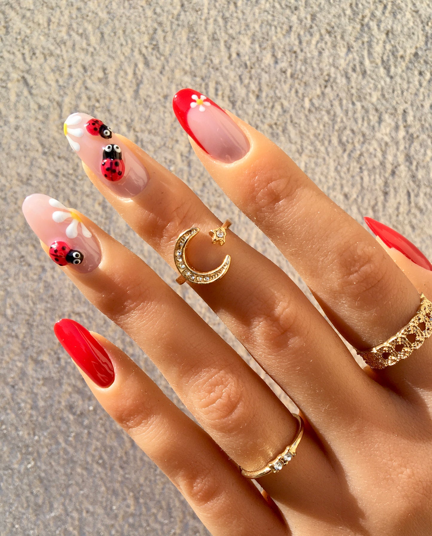 Press on nails Cocci Crush faits main réutilisables
