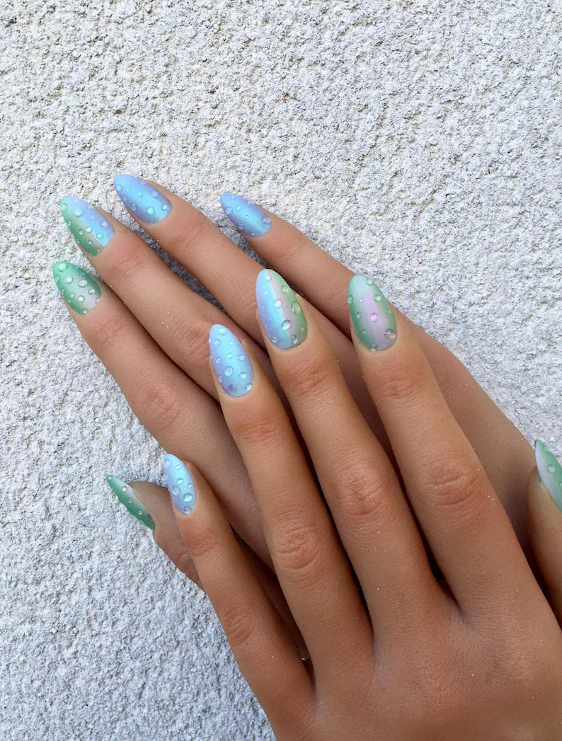 Press on nails Gouttes Magiques faits main réutilisables