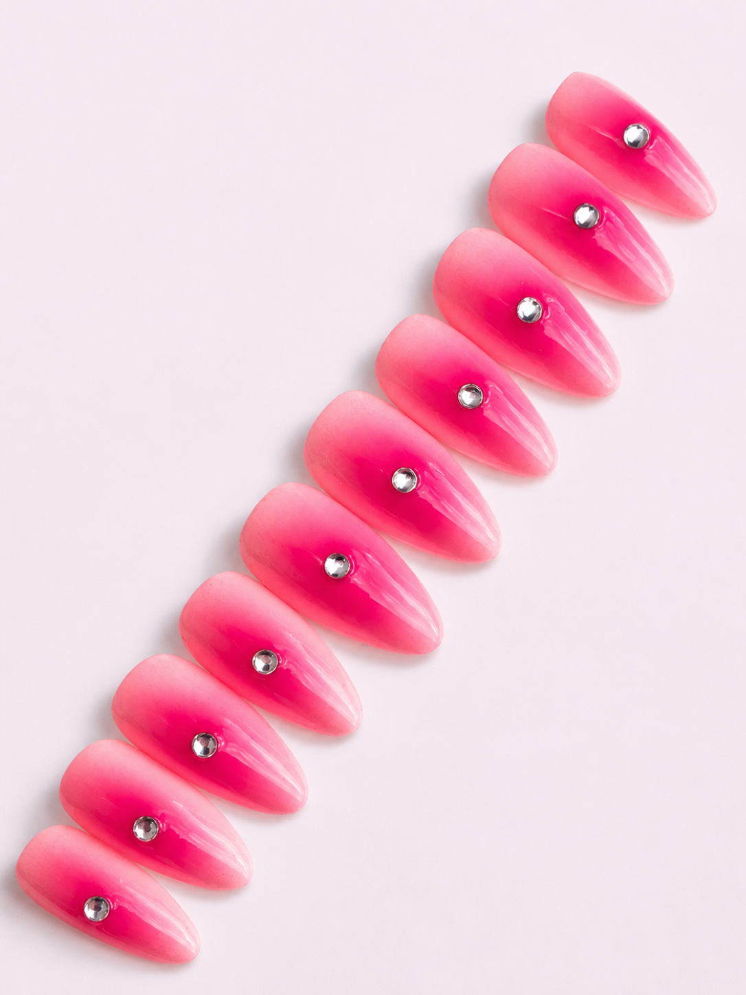 Press on nails Aura Rose faits main réutilisables