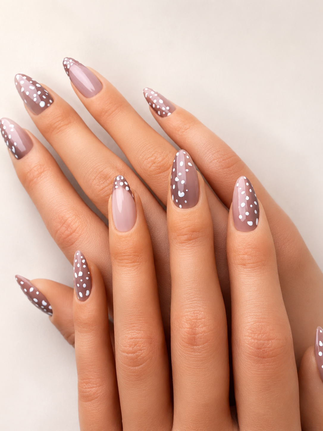 Press on nails Bambi faits main réutilisables - Tendance 2026