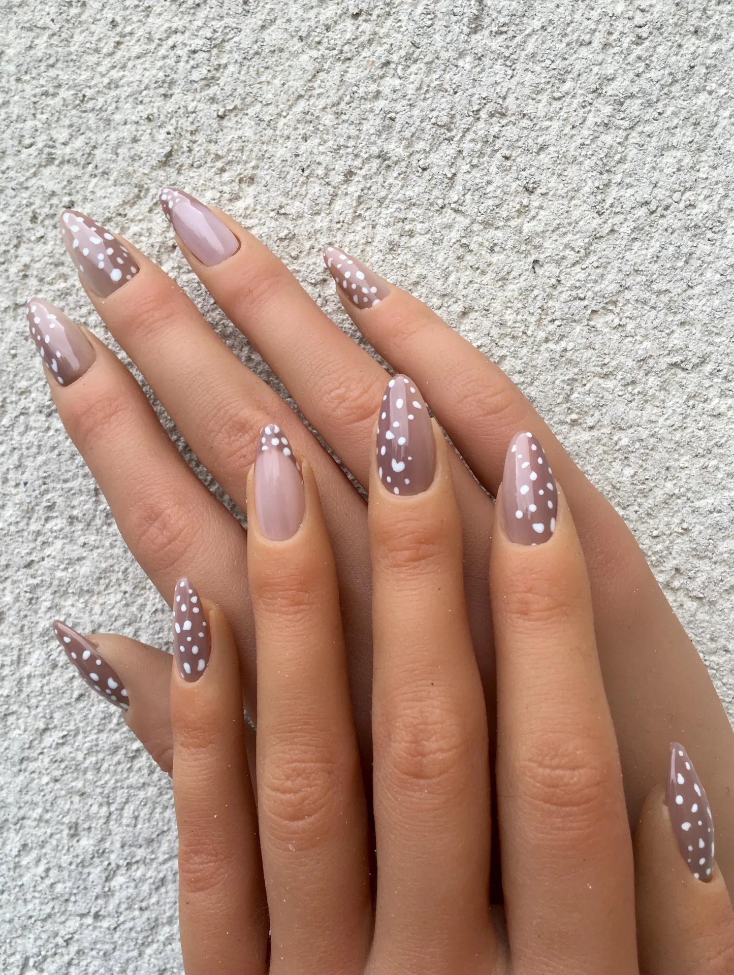 Press on nails Bambi faits main réutilisables - Tendance 2026